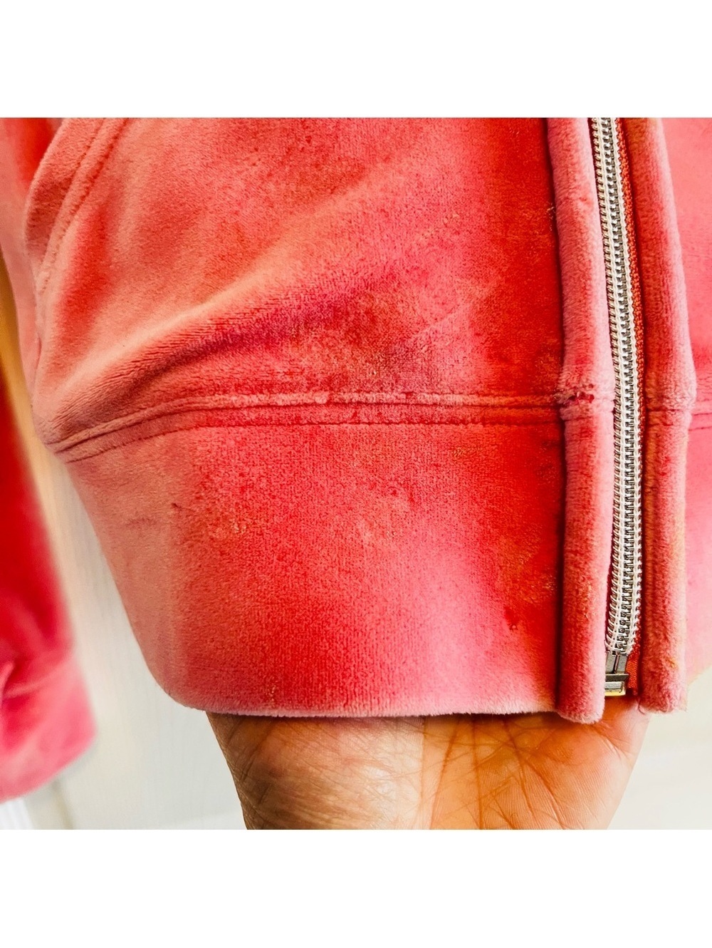 Juicy Couture Hoodie Jacket in Pink Velour Size Small Y2K - Picture 8 of 14